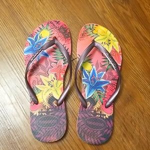 Havaianas flip flop size 8